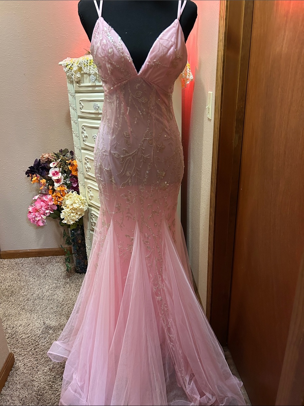 Elegant Pink Beaded Mermaid Evening Dress NWOT